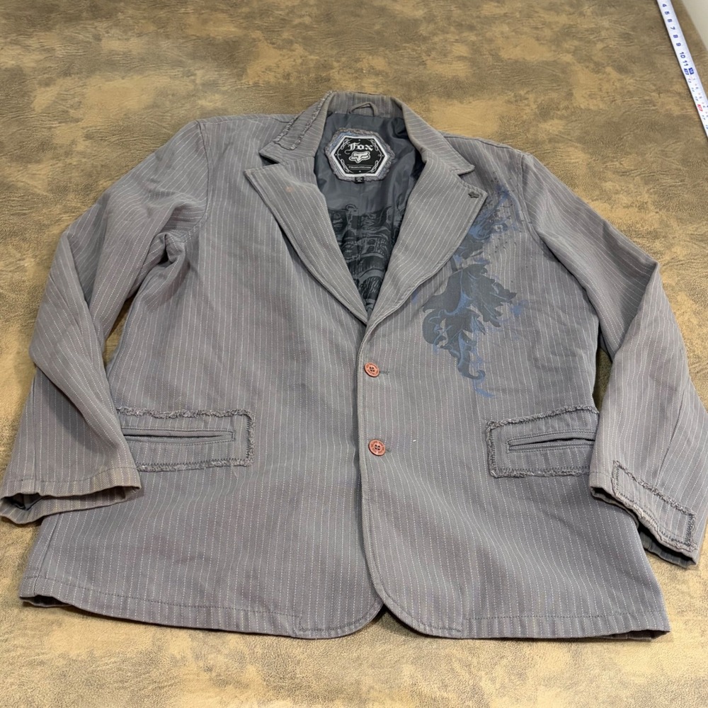 Fox Deluxe Blazer Mens XL Grey Pinstripe Graphic Print Distressed 46159